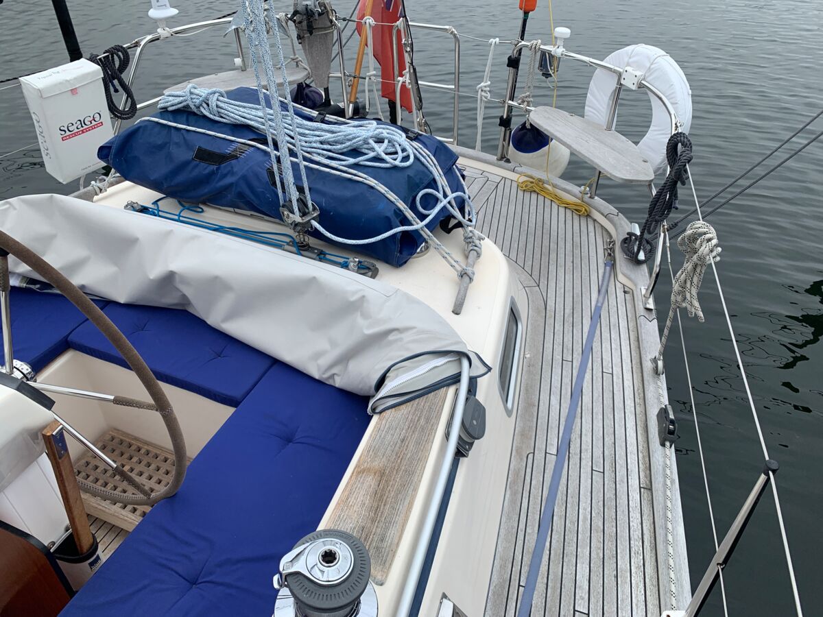 Segelyacht Hallberg-Rassy 36 MK II Sailing World Yachtmakler 44