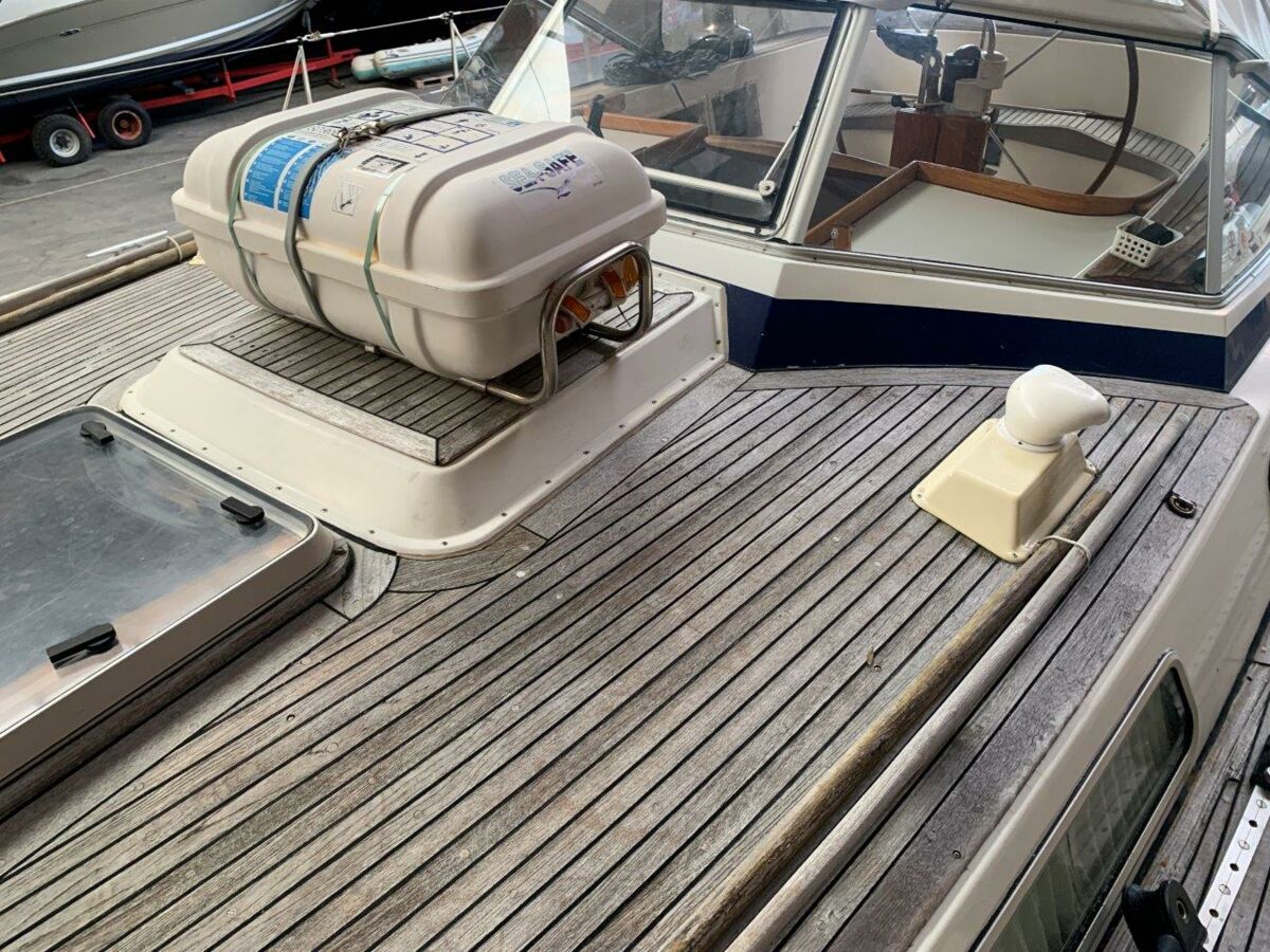 Segelyacht Hallberg-Rassy 45 Sailing World Yachtmakler   (91)