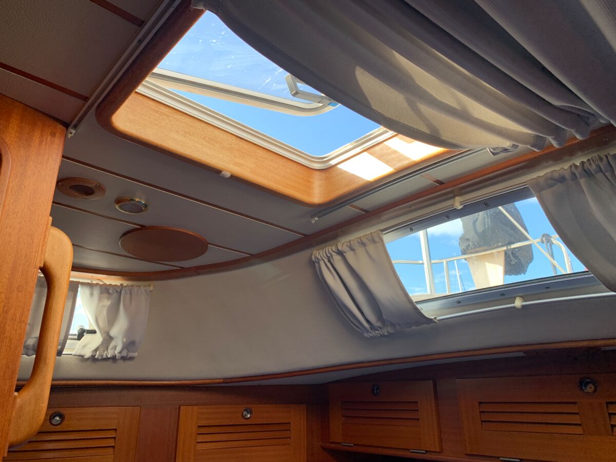 Segelyacht Hallberg-Rassy 45 Sailing World Yachtmakler Heiligenhafen 66