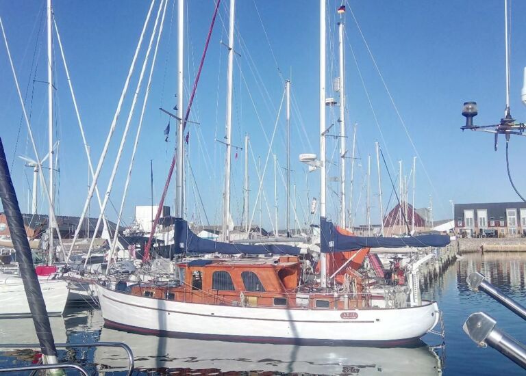 Steel Motorsailer Sailing World Yachtbrokers 1