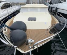 Vacance-1300-motoryacht-sailing-world-yachtbrokers-2