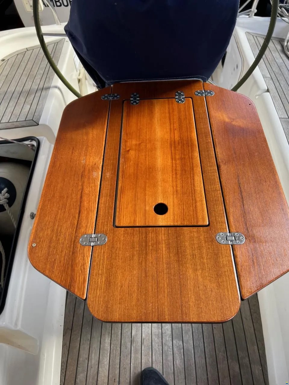 Sailing Yacht Bavaria 34 Cruiser Sailing World Yachtbrokers Heiligenhafen 7