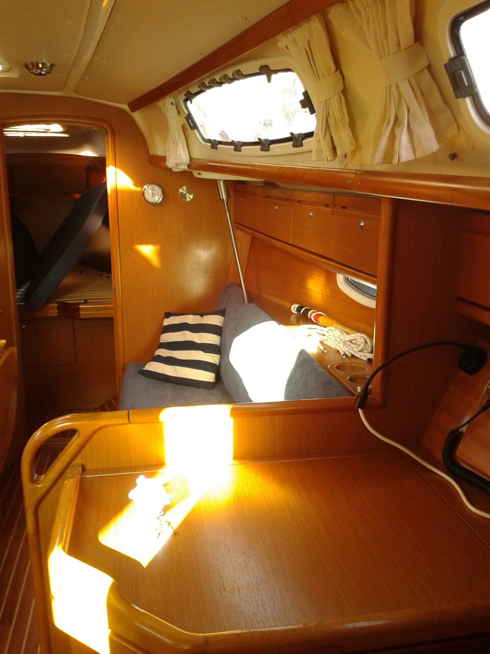 Segelyacht Bavaria 34 Cruiser Sailing World Yachtmakler Heiligenhafen 10