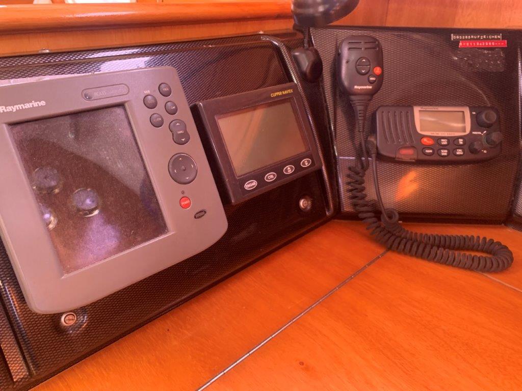 Segelyacht Bavaria 37 Cruiser Sailing World Yachtbrokers Heiligenhafen 11