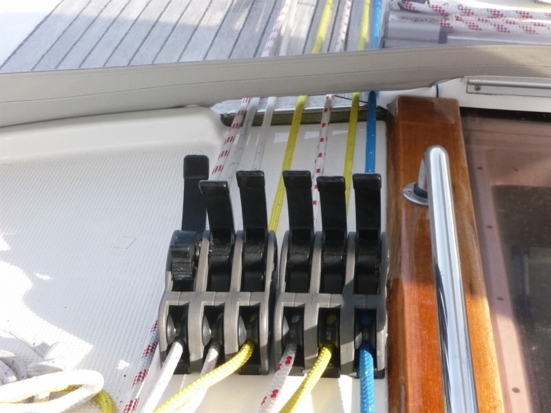 Sailing Yacht Bavaria 42 Sailing World Yachtbrokers 72