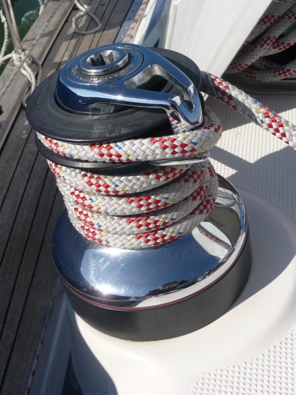 Sailing Yacht Bavaria 42 Sailing World Yachtbrokers 74
