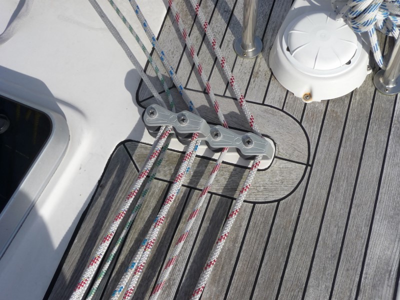 Sailing Yacht Bavaria 42 Sailing World Yachtbrokers 83