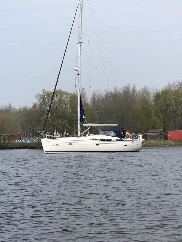 Bavaria 42-Cruiser-Gebrauchtyacht-Sailing-World-Yachtbrokers-26