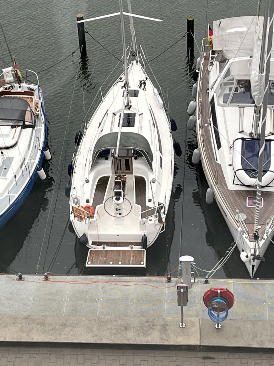 Sailing Yacht Bavaria Cruiser 33 Sailingworld Yachtbrokers Heiligenhafen 2