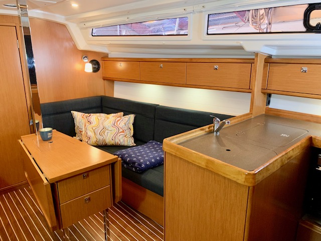 Segelyacht Bavaria Cruiser 33 Sailingworld Yachtbrokers Heiligenhafen 4