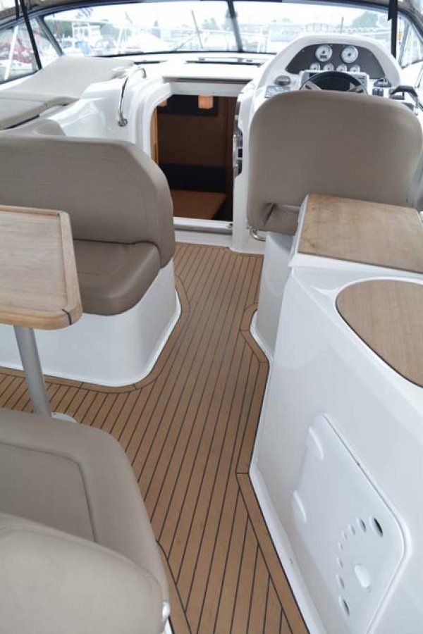 Motoryacht Bavaria Sport 35 Sailing World Yachtmakler Heiligenhafen 10