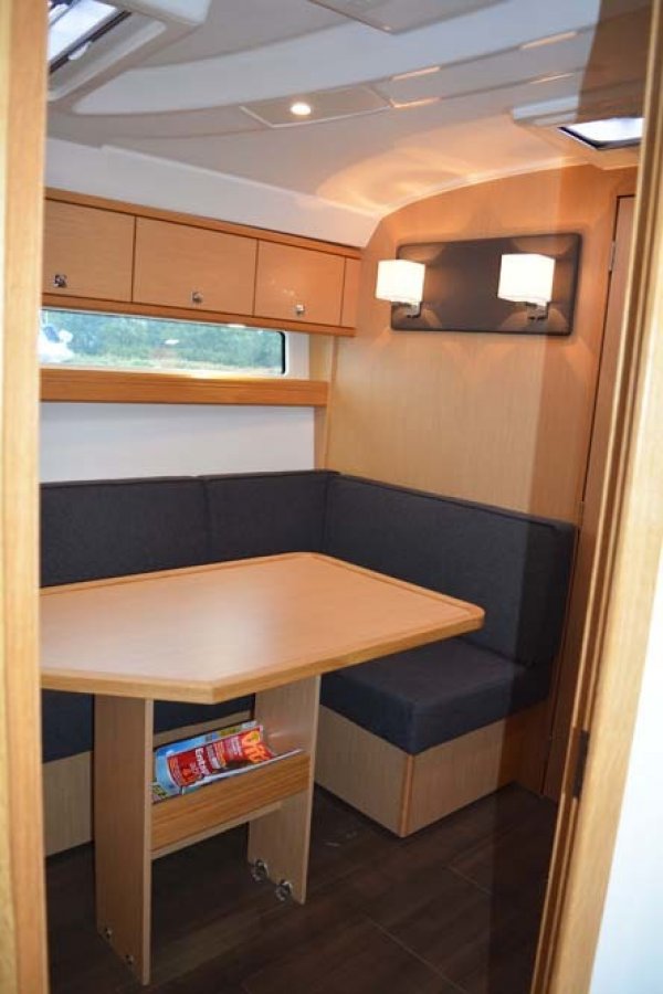 Motoryacht Bavaria Sport 35 Sailing World Yachtmakler Heiligenhafen 14