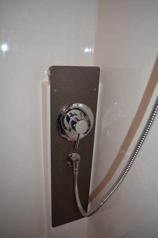 Motoryacht Bavaria Sport 35 Sailing World Yachtmakler Heiligenhafen 23