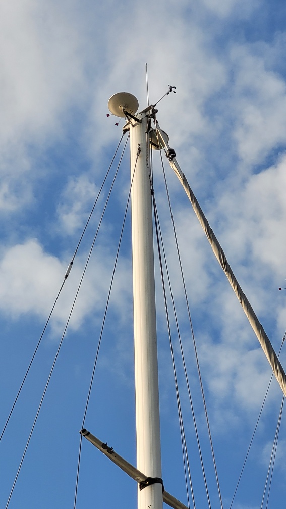 Sailing Yacht Hallberg-Rassy 42 F Sailing World Yachtbrokers Heiligenhafen 71
