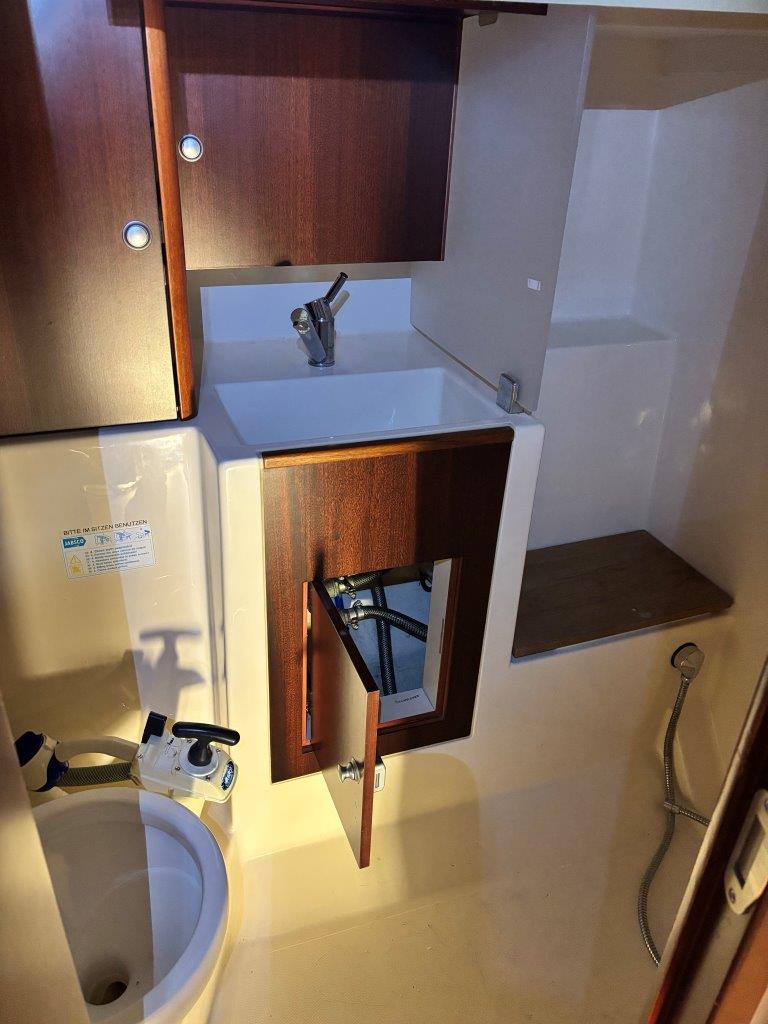Sailing Yacht Hanse 375 Sailing World Yachtbrokes Heiligenhafen 5