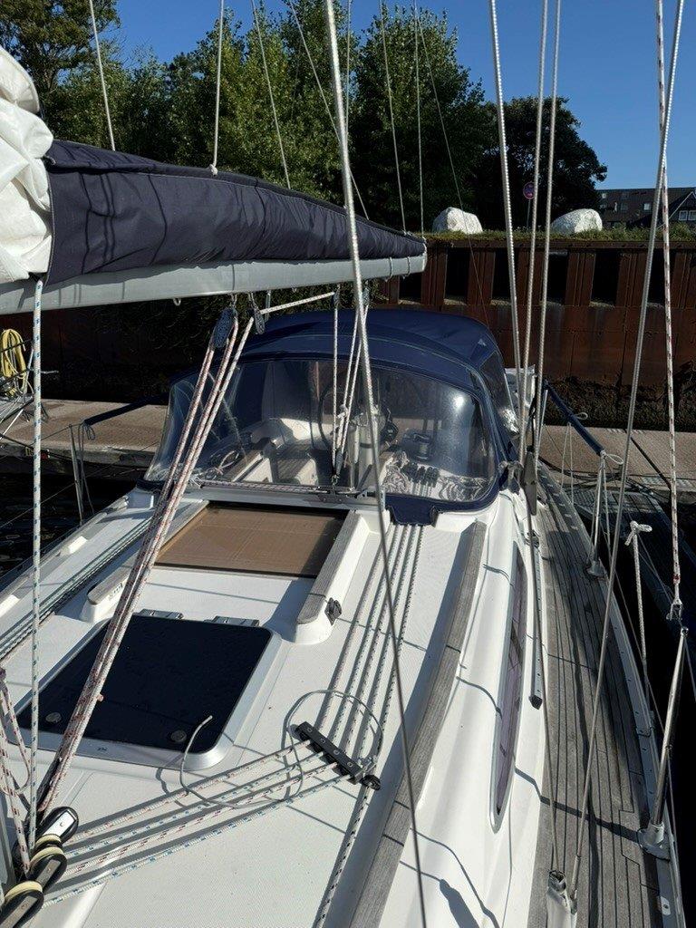 Sailing Yacht Jeanneau Sun Odyssey 32.2 Sailing World Yachtbrokers Heiligenhafen 4