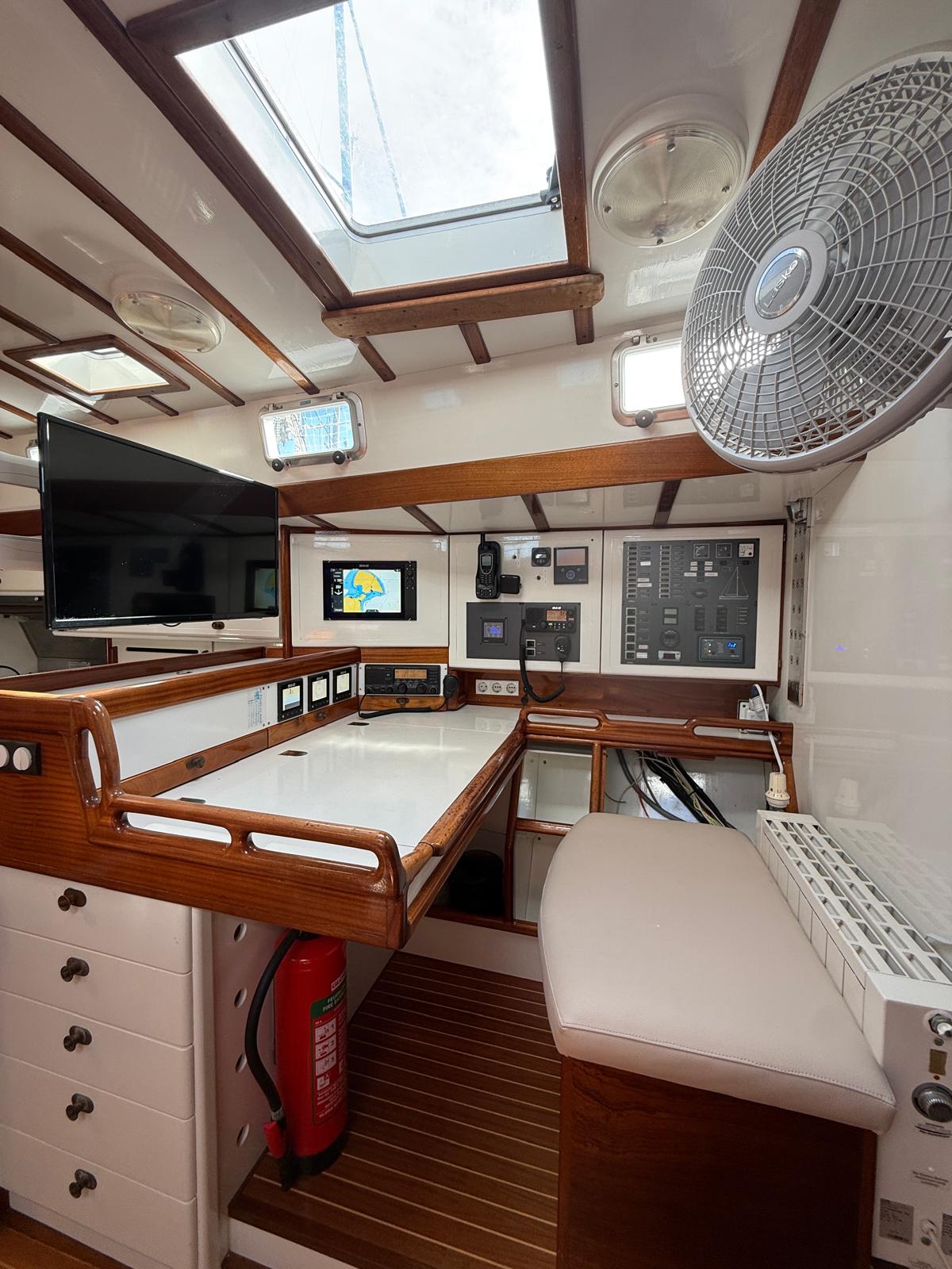Blauwasseryacht Kalb 55 Sailing World Yachtbrokers 44