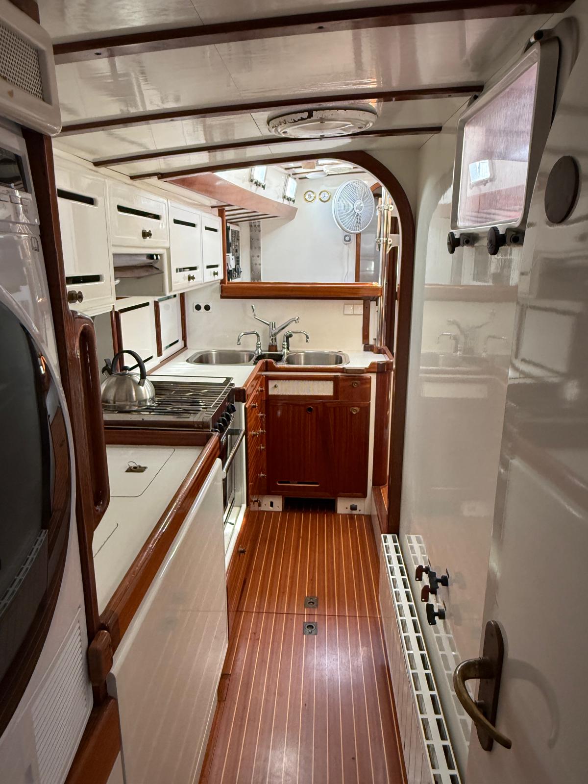 Blauwasseryacht Kalb 55 Sailing World Yachtbrokers 54