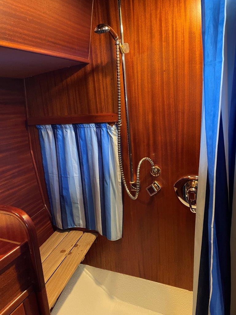 Segelyacht Motiva 39S Sailing World Yachtbrokers 128