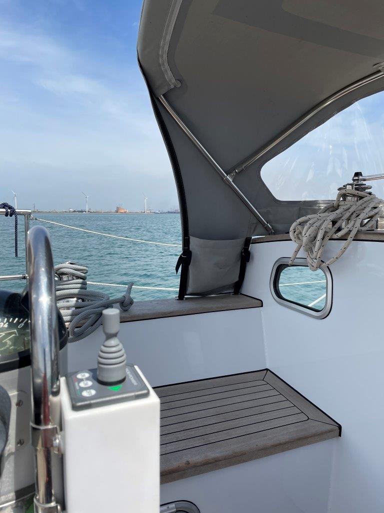 Segelyacht Motiva 39S Sailing World Yachtbrokers 55