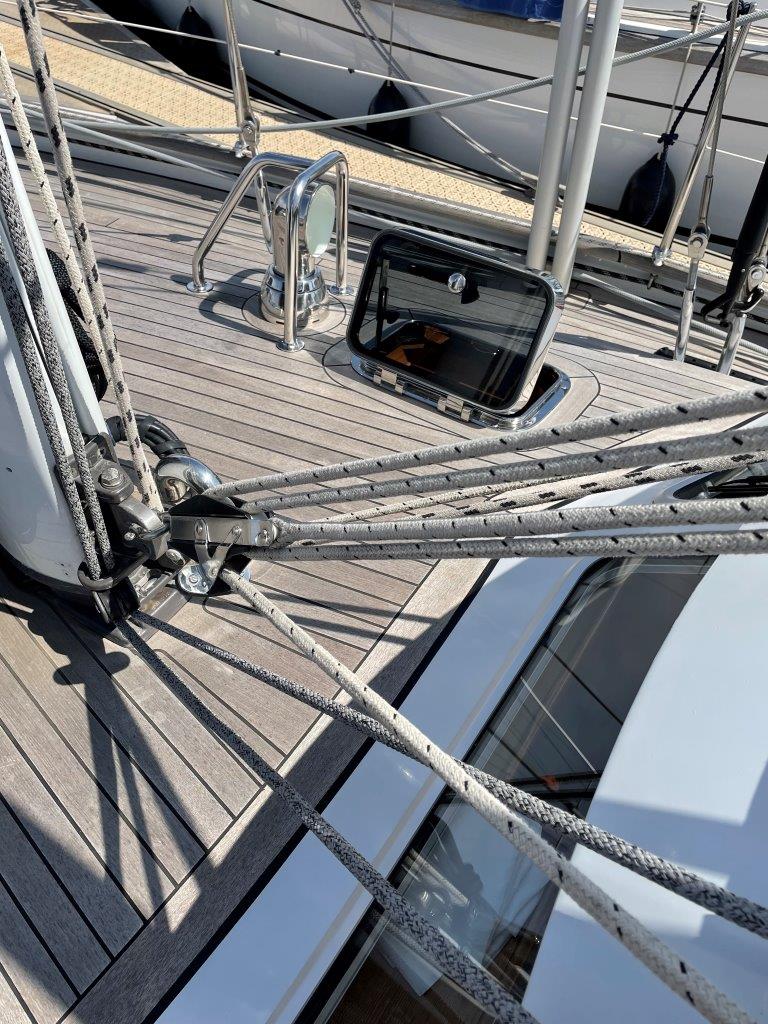 Segelyacht Motiva 39S Sailing World Yachtbrokers 71