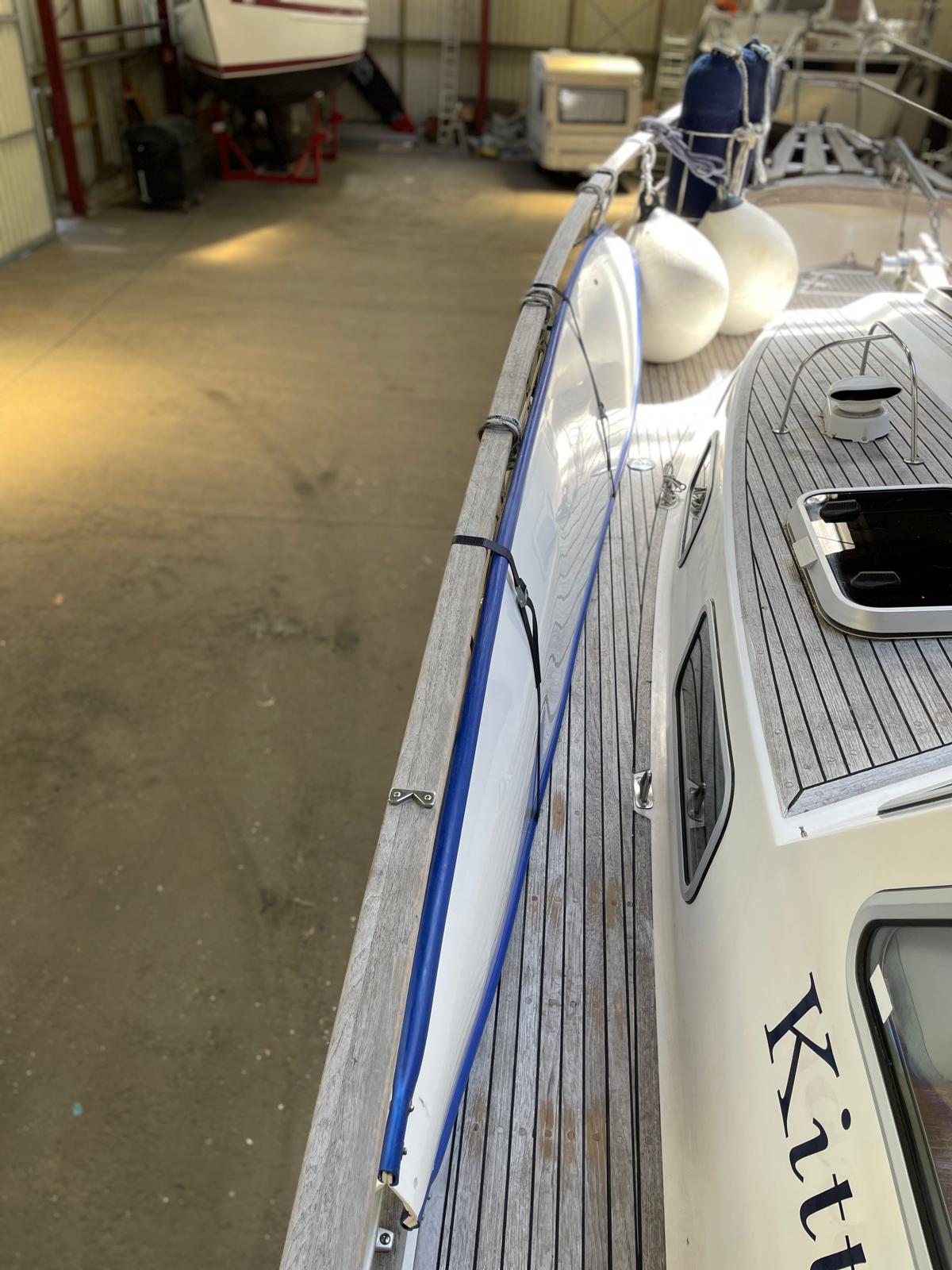 Motorsegler Nauticat 33 Sailing World Yachtmakler 54