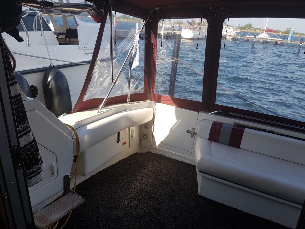 Motoryacht Sea Ray 370 DB Sailing World Yachtmakler Heiligenhafen 10