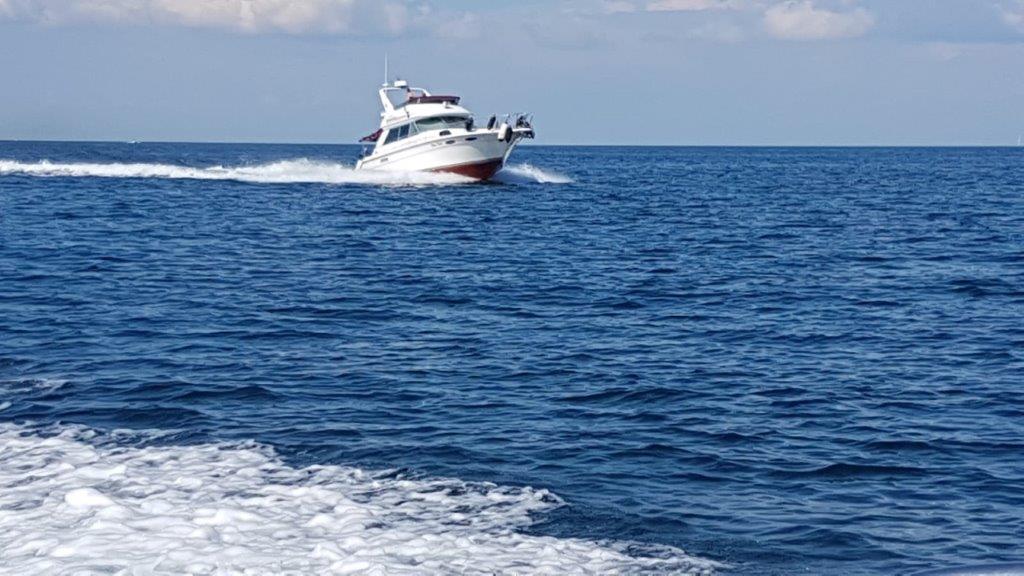Motoryacht Sea Ray 370 DB Sailing World Yachtmakler Heiligenhafen 28