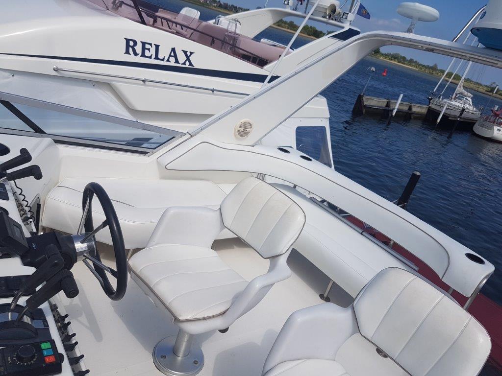 Motoryacht Sea Ray 370 DB Sailing World Yachtmakler Heiligenhafen 8